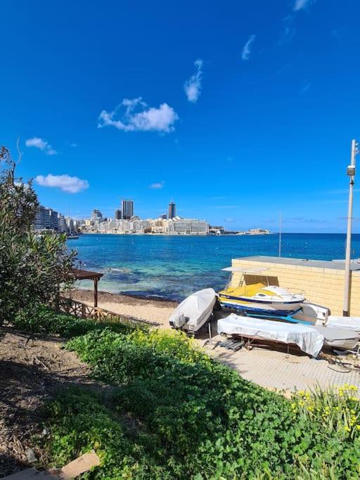 Апартаменты Cozy Inside.City & Beach Outside Слима Экстерьер фото