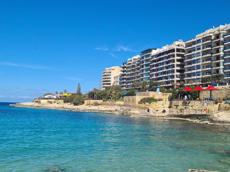 Апартаменты Cozy Inside.City & Beach Outside Слима Экстерьер фото